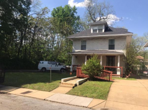 Midtown Remodeled Historic with 6 Bedrooms